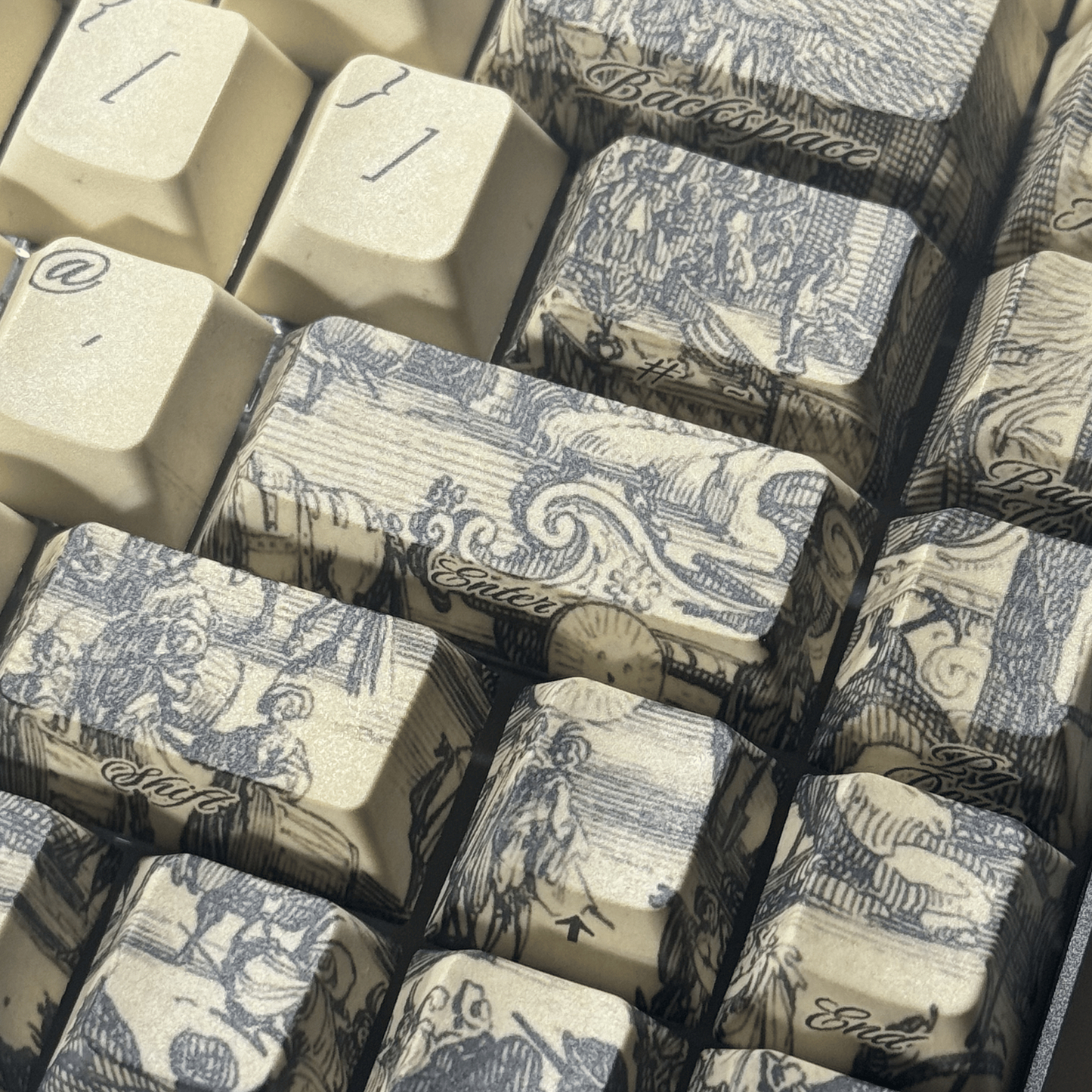 Antique Combat – 75 % mechanische Tastatur